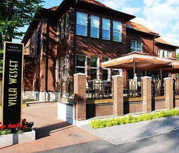 Wesset Hotel 3*